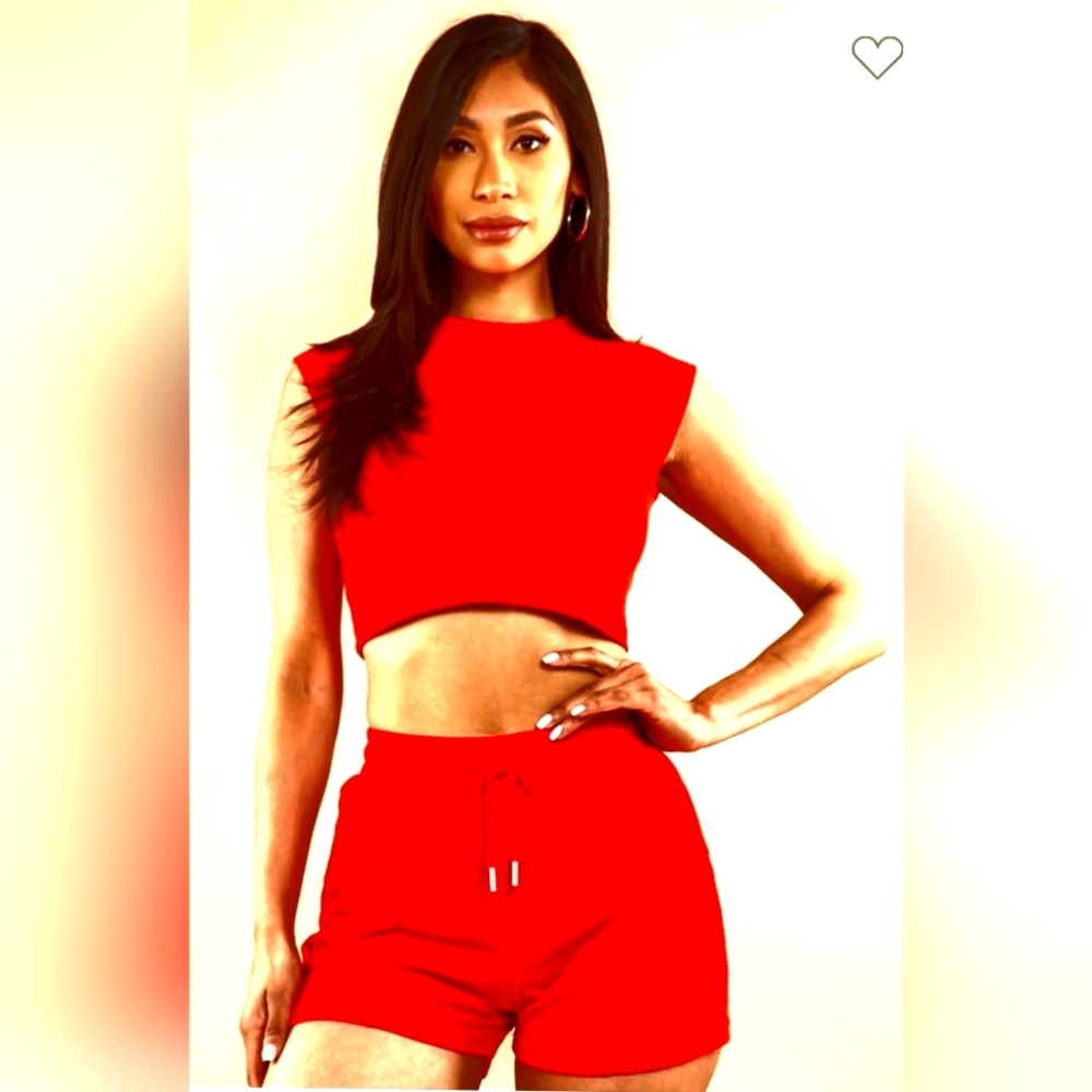 Stylish Sleevesless short set
